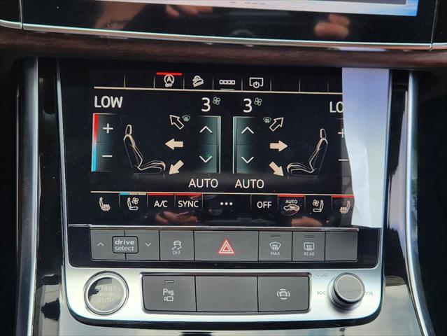 new 2025 Audi Q7 car, priced at $77,990