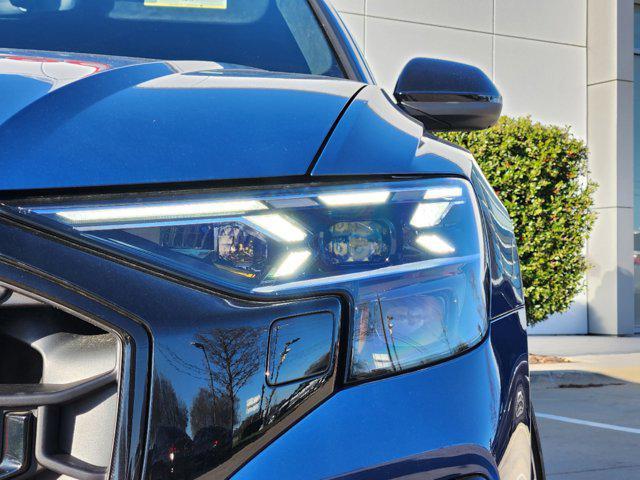 new 2025 Audi SQ8 car, priced at $123,085