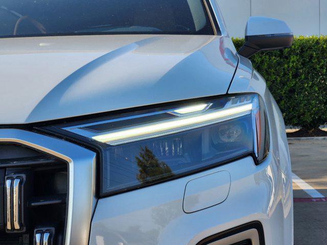 new 2025 Audi Q7 car, priced at $75,890