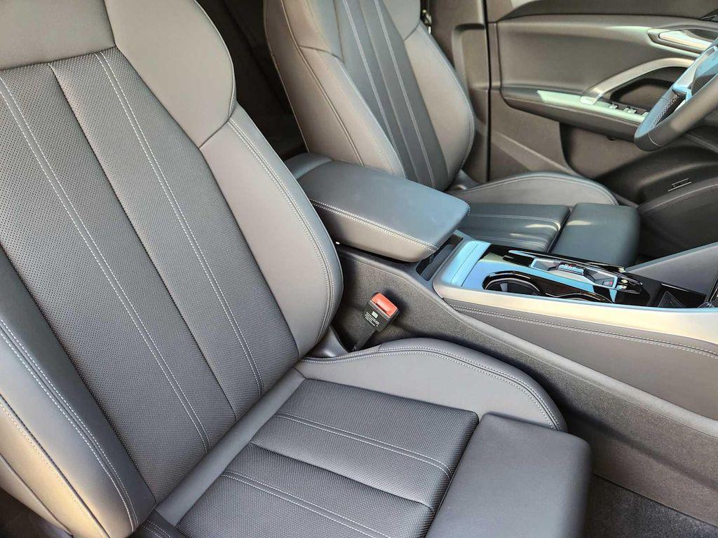 new 2025 Audi Q5 car, priced at $60,175