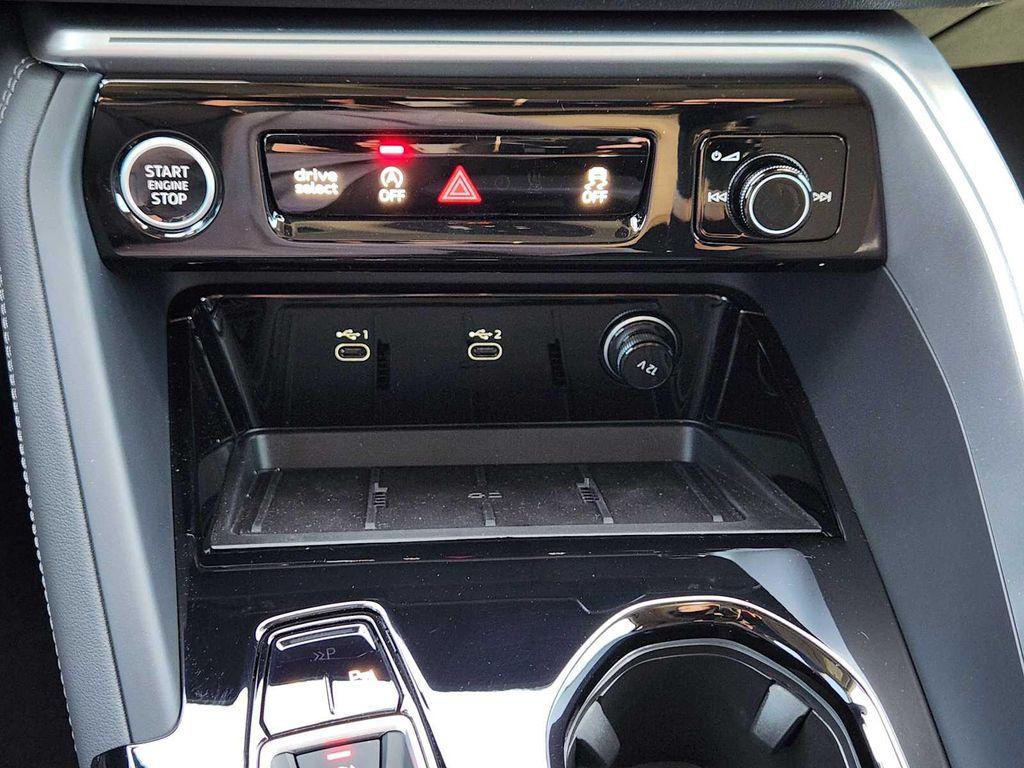 new 2025 Audi Q5 car, priced at $60,175