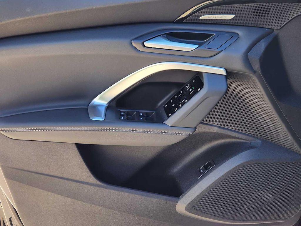 new 2025 Audi Q5 car, priced at $60,175
