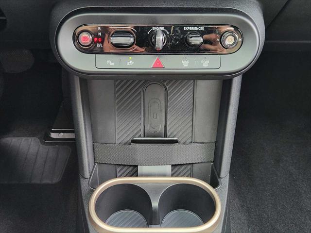 used 2025 MINI Hardtop car, priced at $32,991