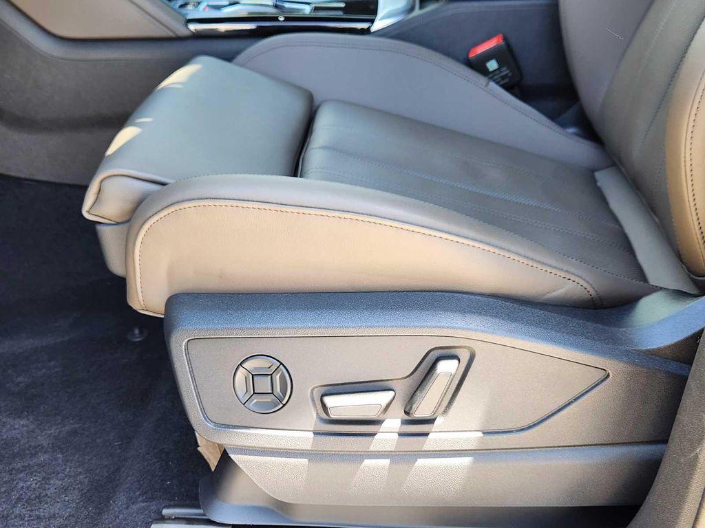 new 2025 Audi Q5 car, priced at $61,300