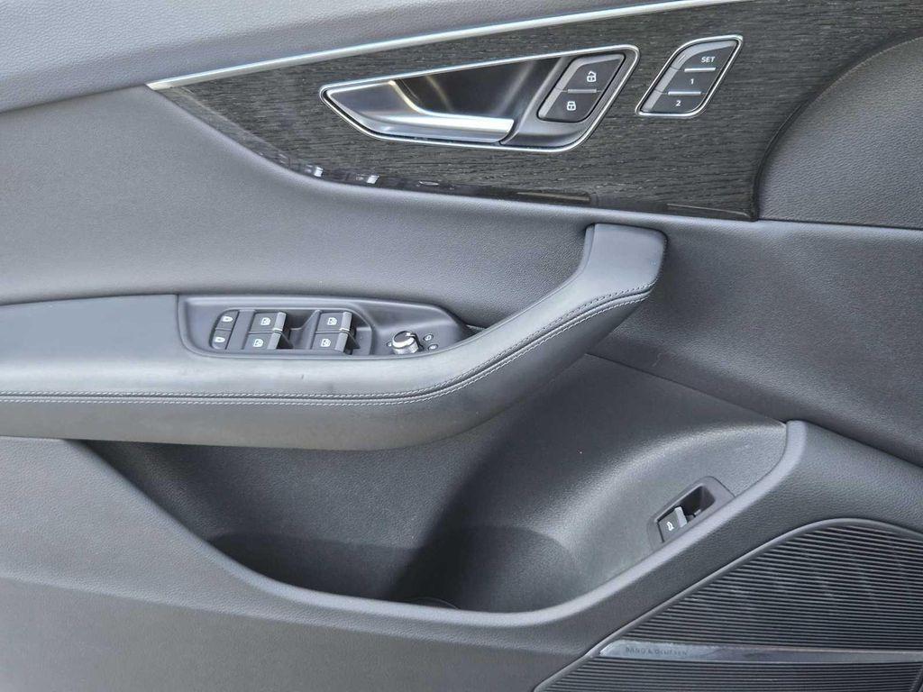 used 2021 Audi Q7 car, priced at $34,991