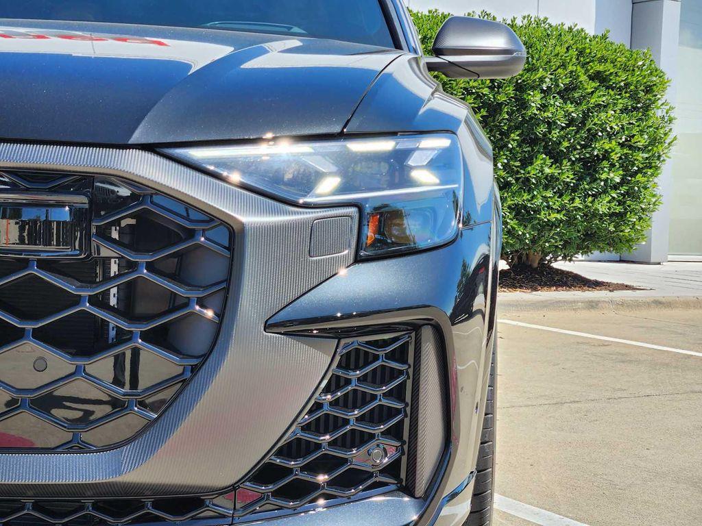 new 2025 Audi RS Q8 car, priced at $151,150