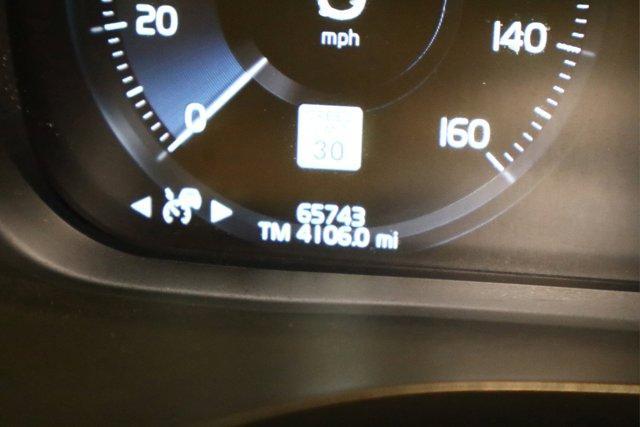 used 2018 Volvo XC60 Recharge Plug-In Hybrid car, priced at $26,985