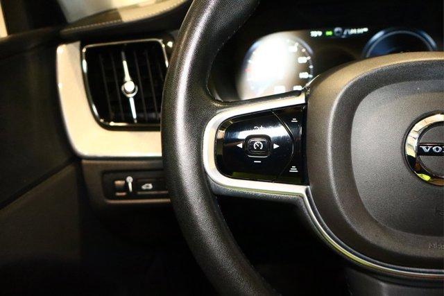 used 2018 Volvo XC60 Recharge Plug-In Hybrid car, priced at $26,985