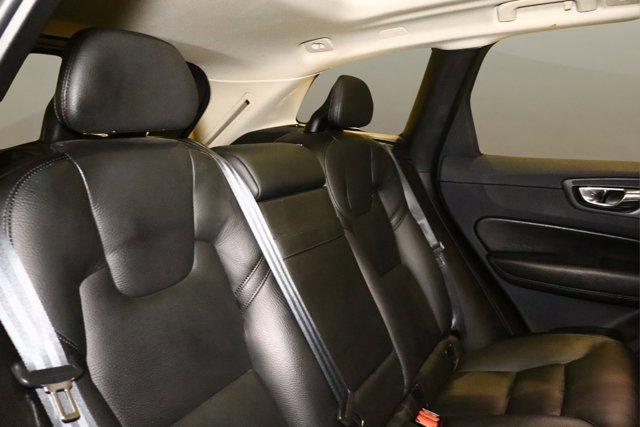 used 2018 Volvo XC60 Recharge Plug-In Hybrid car, priced at $26,985
