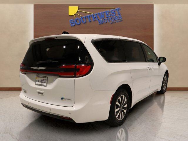 used 2023 Chrysler Pacifica Hybrid car, priced at $31,985