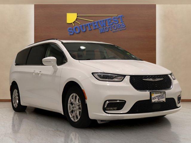 used 2022 Chrysler Pacifica car, priced at $27,985