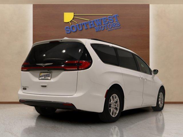 used 2022 Chrysler Pacifica car, priced at $27,985