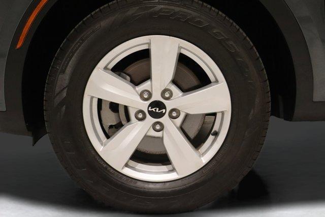 used 2022 Kia Sorento car, priced at $26,985