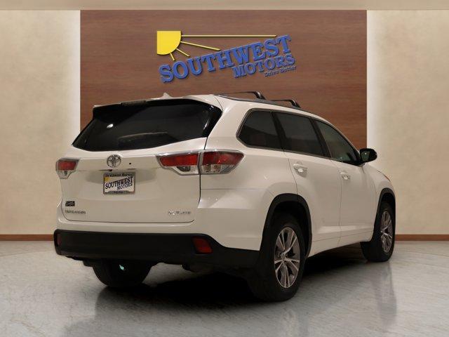 used 2015 Toyota Highlander car, priced at $26,485