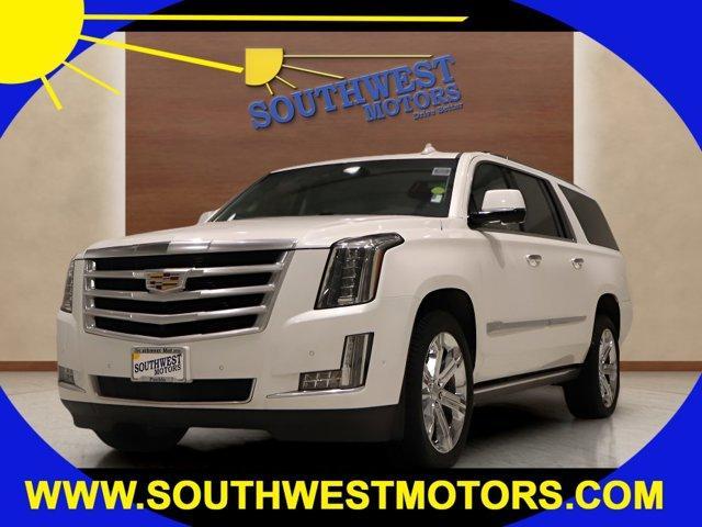 used 2019 Cadillac Escalade ESV car, priced at $37,985