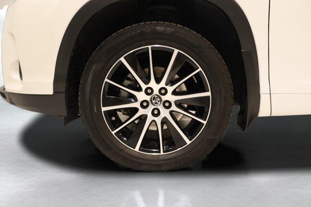 used 2017 Toyota Highlander car, priced at $28,995