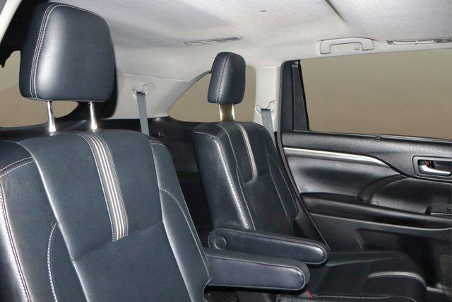 used 2017 Toyota Highlander car, priced at $28,995