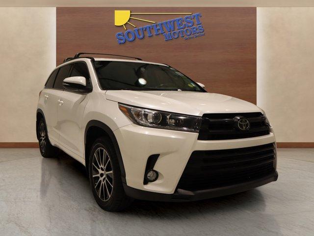used 2017 Toyota Highlander car, priced at $28,995