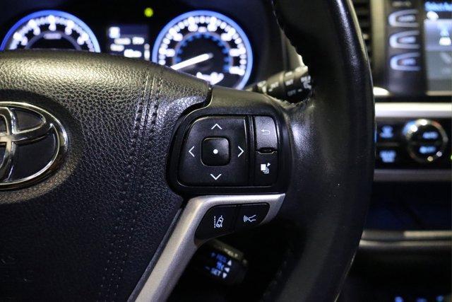 used 2017 Toyota Highlander car, priced at $28,995