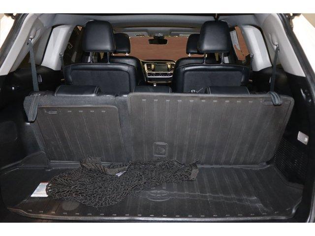 used 2017 Toyota Highlander car, priced at $28,995