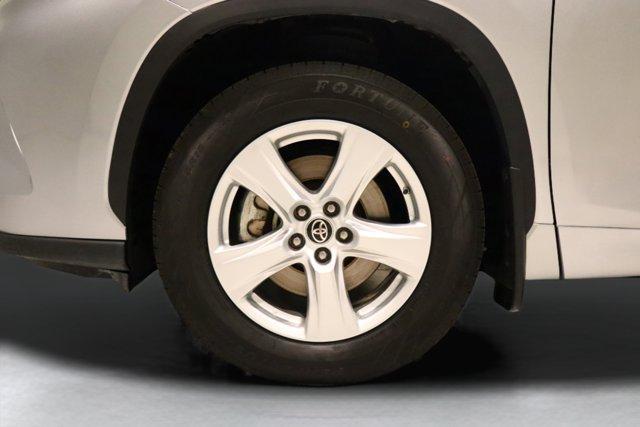 used 2024 Toyota Highlander car, priced at $34,980