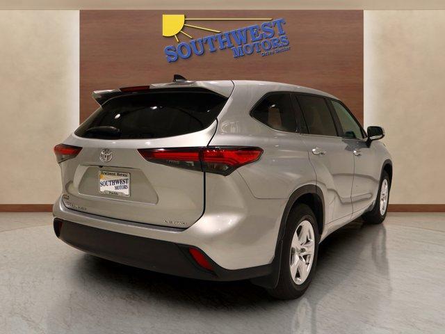 used 2024 Toyota Highlander car, priced at $34,980