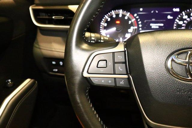 used 2024 Toyota Highlander car, priced at $34,980