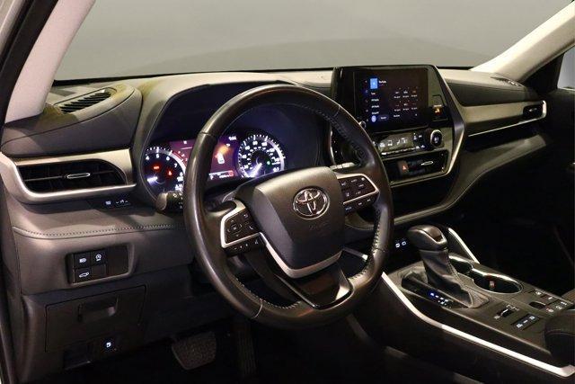 used 2024 Toyota Highlander car, priced at $34,980