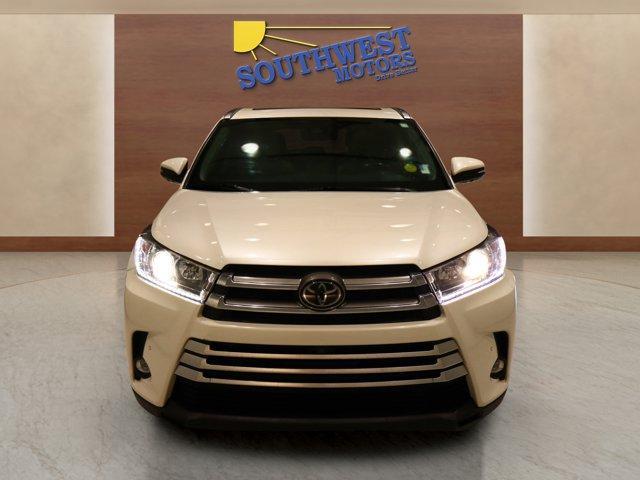 used 2019 Toyota Highlander car, priced at $25,985