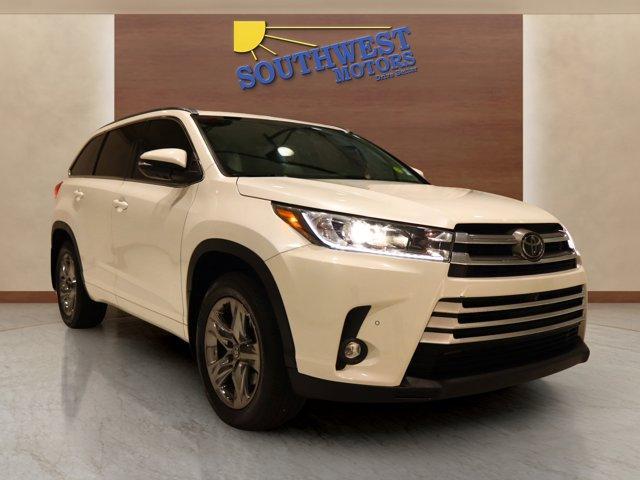 used 2019 Toyota Highlander car, priced at $25,985