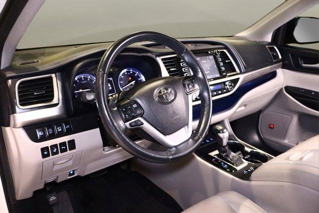 used 2019 Toyota Highlander car, priced at $25,985