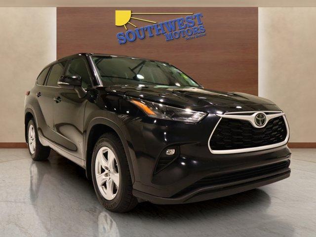 used 2024 Toyota Highlander car, priced at $33,980
