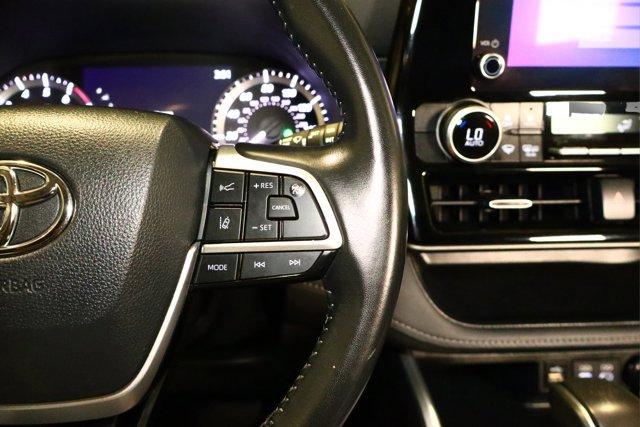 used 2024 Toyota Highlander car, priced at $33,980