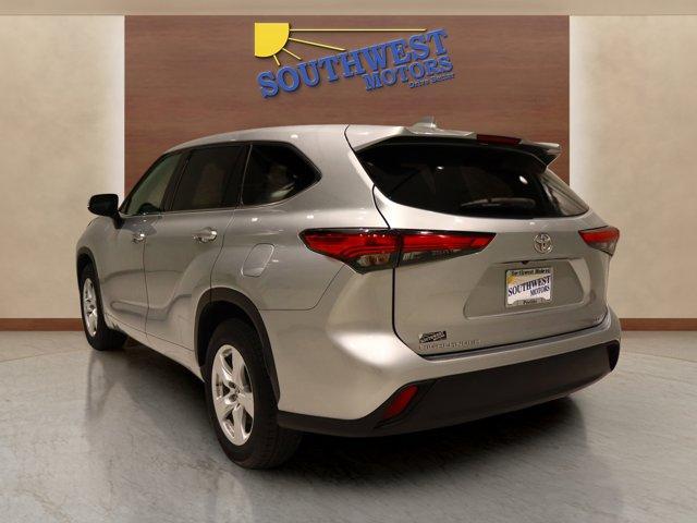 used 2020 Toyota Highlander car, priced at $27,985