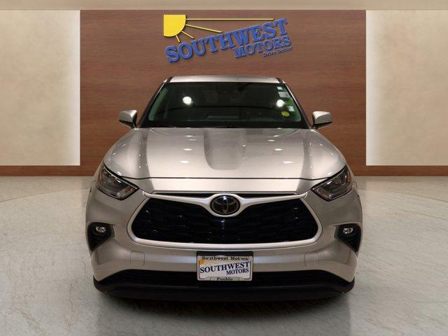 used 2020 Toyota Highlander car, priced at $27,985