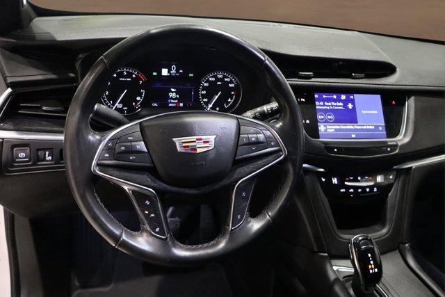 used 2023 Cadillac XT5 car, priced at $33,985
