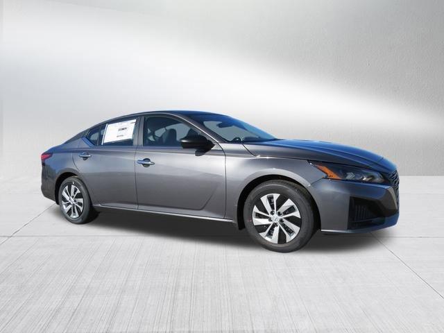 new 2025 Nissan Altima car, priced at $26,208