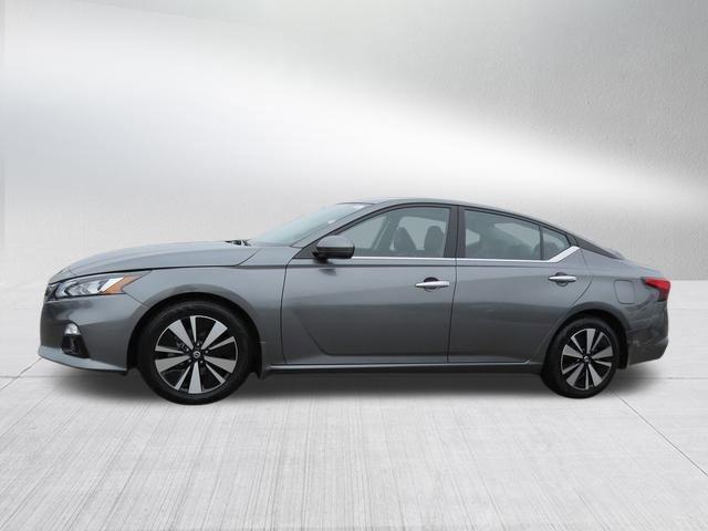 used 2022 Nissan Altima car, priced at $21,999