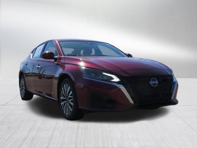 new 2024 Nissan Altima car, priced at $31,107