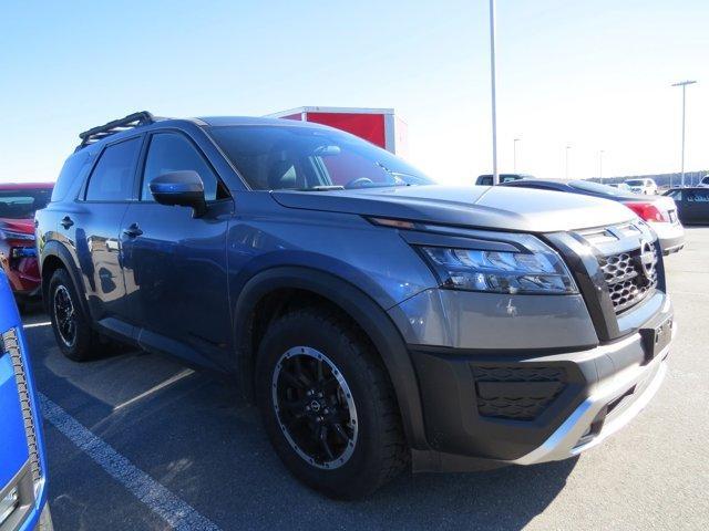 new 2025 Nissan Pathfinder car, priced at $40,685