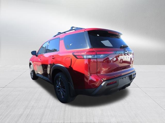 new 2025 Nissan Pathfinder car, priced at $40,685