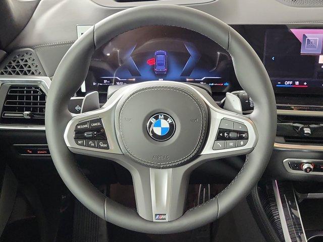 new 2026 BMW X7 car, priced at $100,425