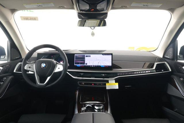 new 2025 BMW X7 car, priced at $92,125