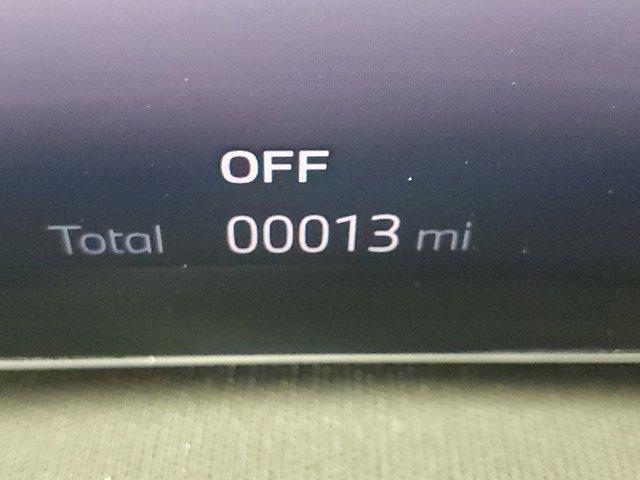 new 2026 BMW 550e car, priced at $89,100