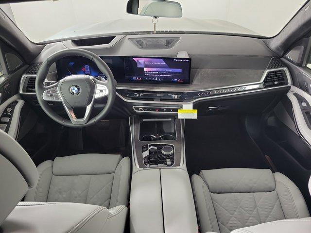 new 2026 BMW X7 car, priced at $95,225