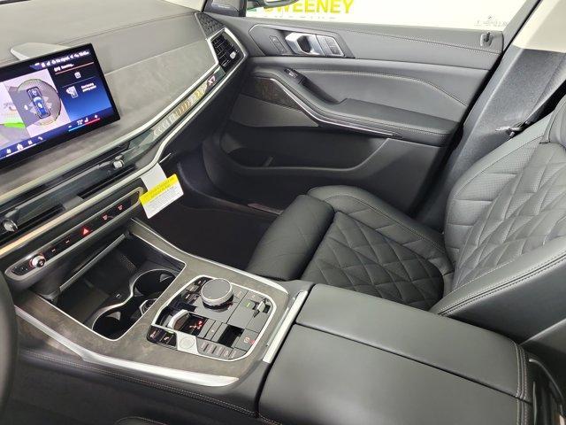 new 2026 BMW X7 car, priced at $94,225
