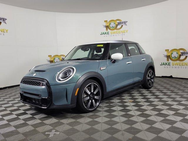 used 2023 MINI Hardtop car, priced at $25,980