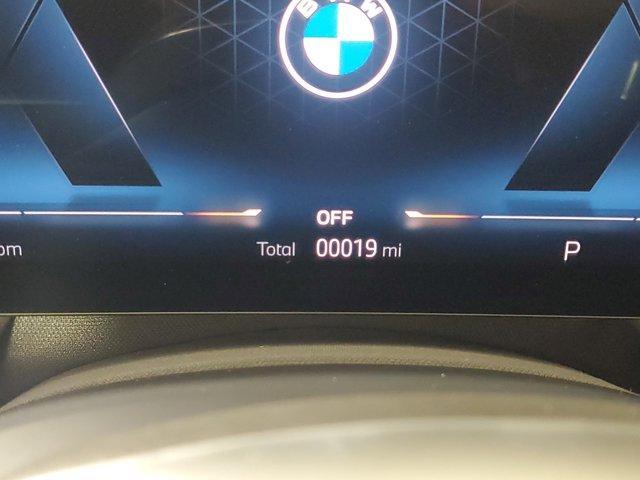 new 2025 BMW 760 car, priced at $140,975