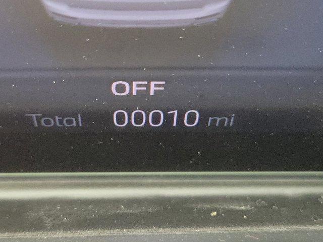 new 2026 BMW X7 car, priced at $95,075