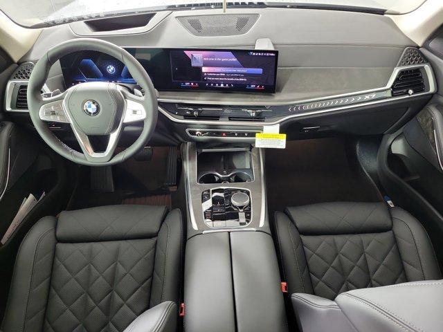 new 2026 BMW X7 car, priced at $89,475
